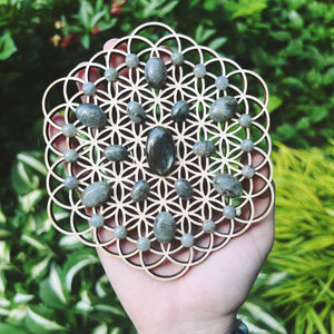 “Transformation Station” Crystal Grid (Labradorite)