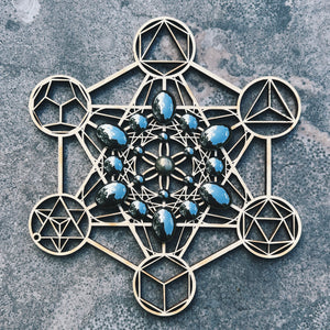 “Alchemist’s Reflection” Crystal Grid (Hematite & Pyrite)