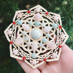 “Faceted Mind” Crystal Grid (Amazonite, Rose Quartz, Carnelian)