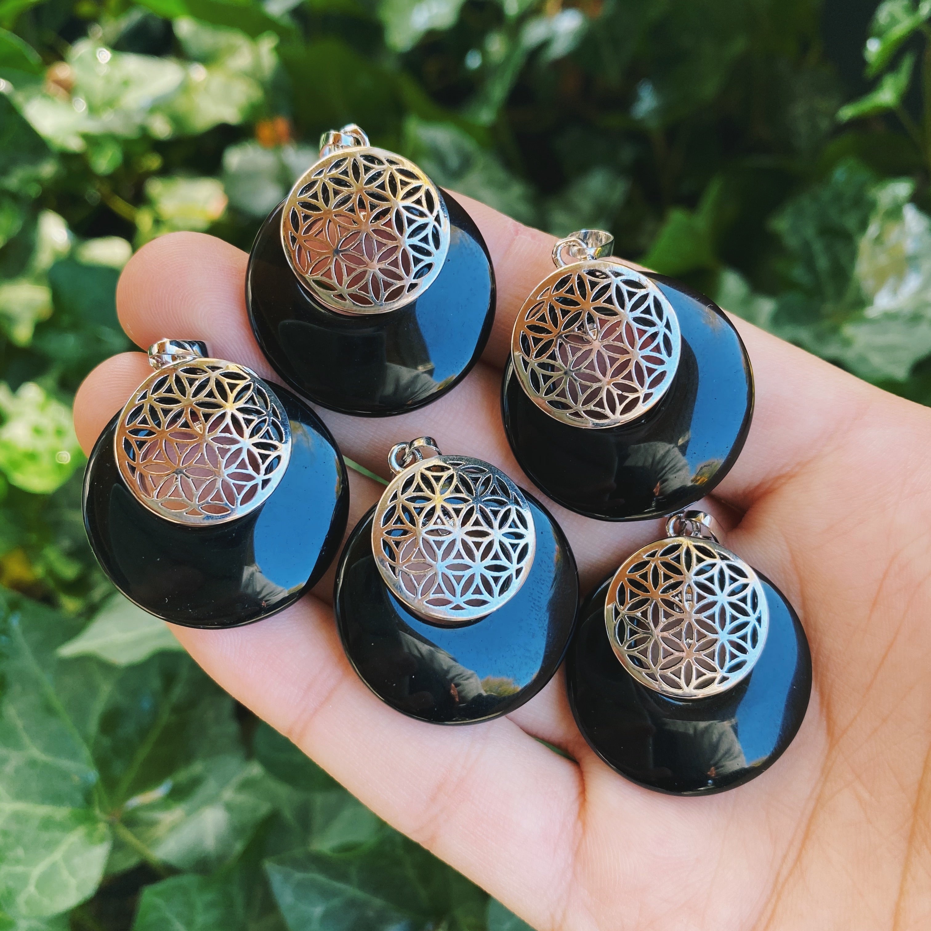 (1) Black Stone Flower Of Life Pendant (CLEARANCE)