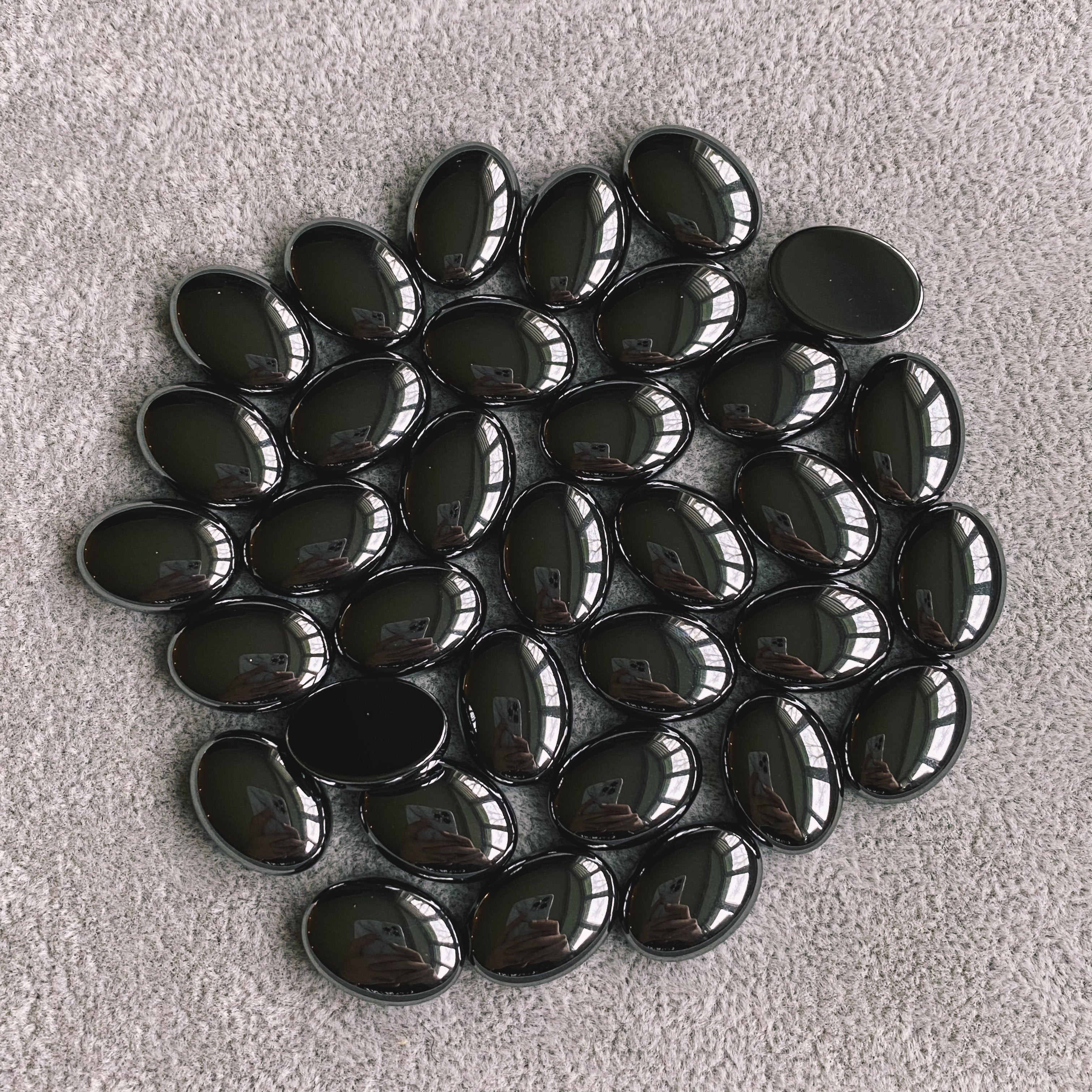 (1) Hematite Oval Cabochon