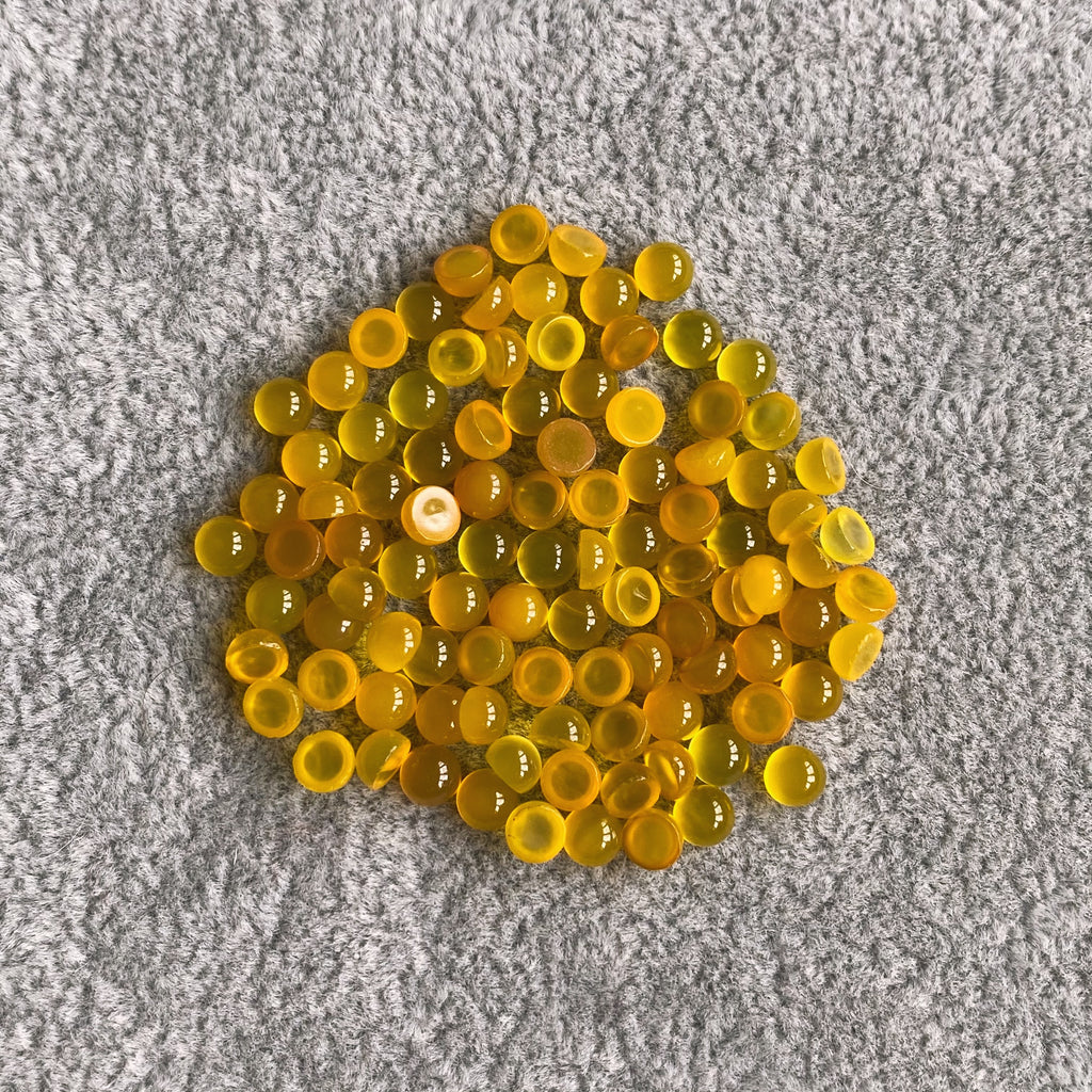 (1) Yellow Agate Round Cabochon