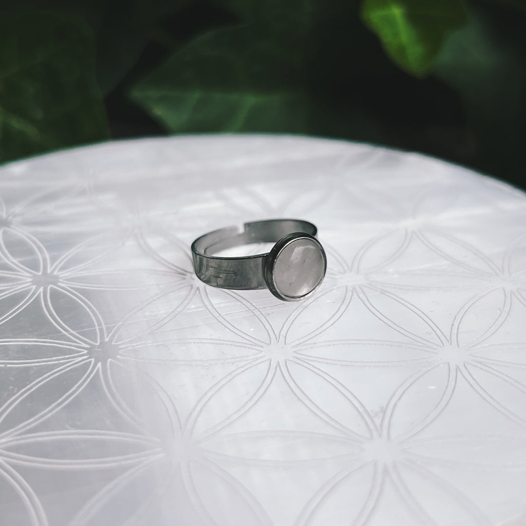 (1) Clear Quartz Stainless Steel Adjustable Ring